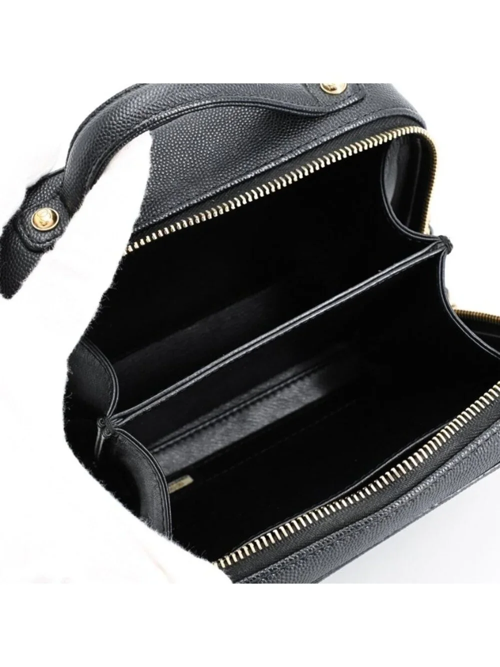 Chanel Shoulder Bag CC Filigree Small Vanity